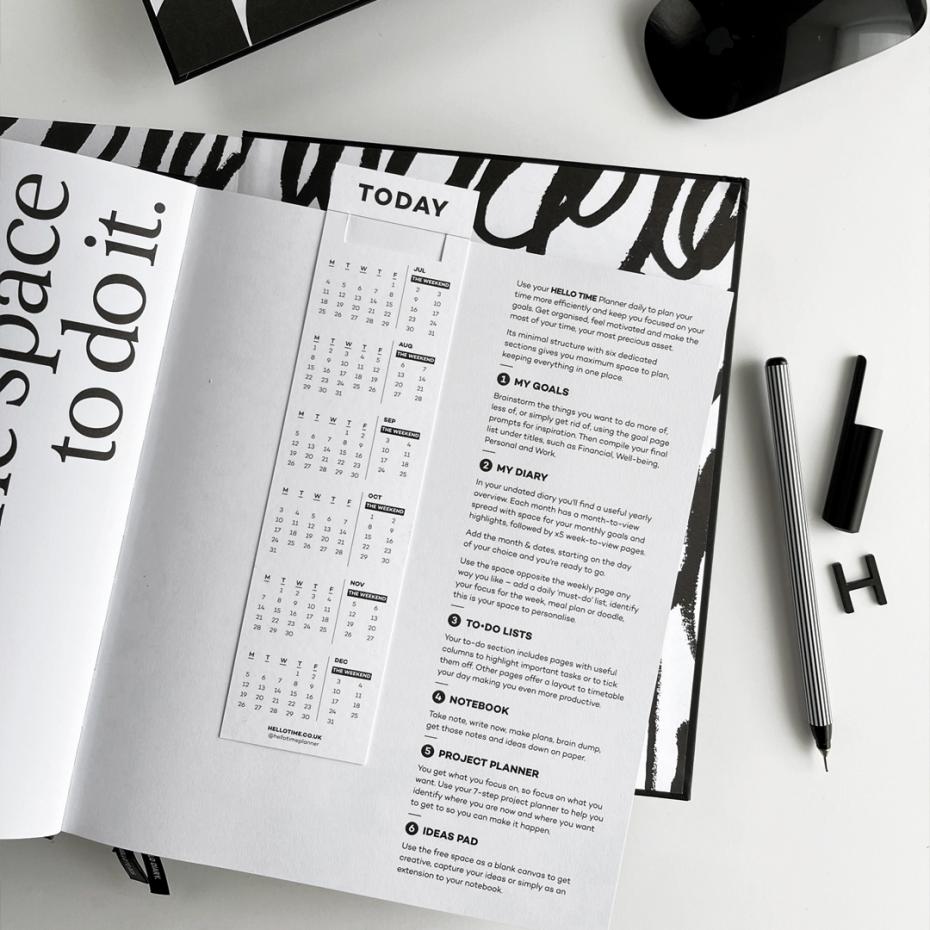 what's in the planner and calendar card bookmark